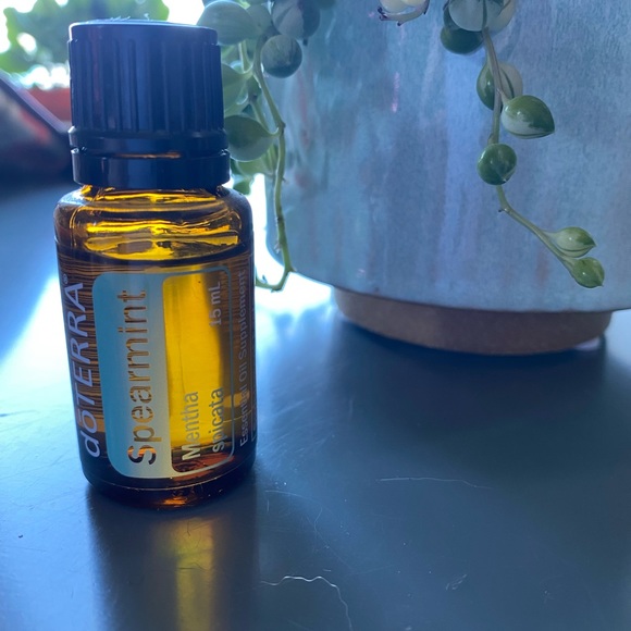 Doterra Spearmint essential oil 15 ml - Picture 2 of 3